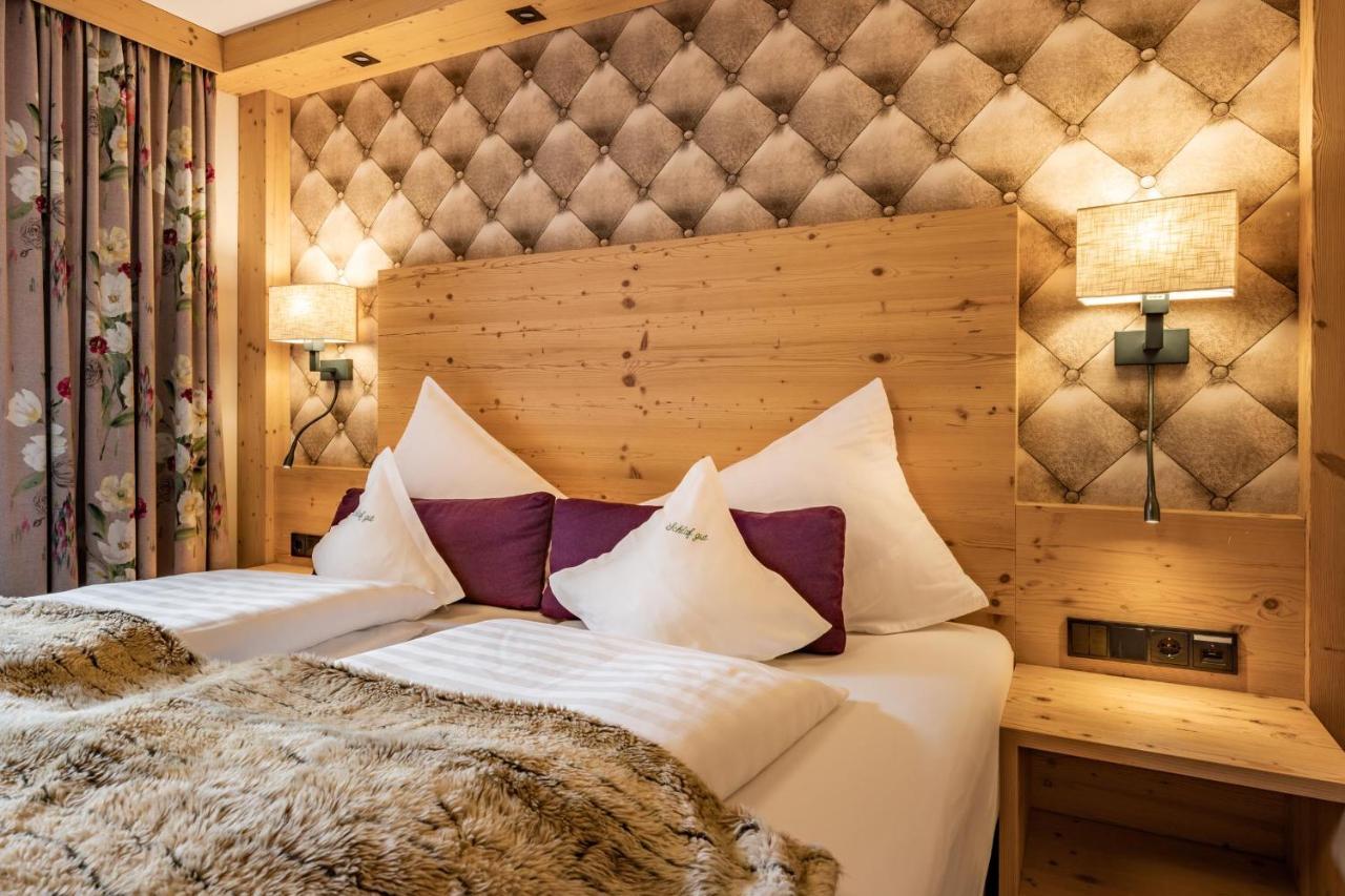 Two-Bedroom Suite (2-4 Adults)