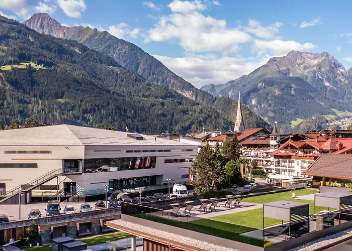 Luxury hotel only: Hotel Berghof Mayrhofen
