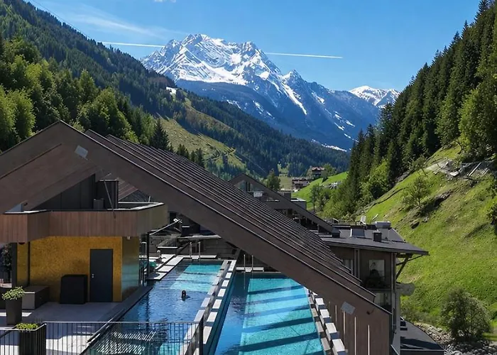 Family Hotel: 