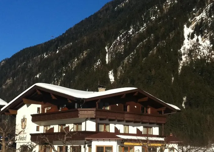Hotel-Garni Almhof